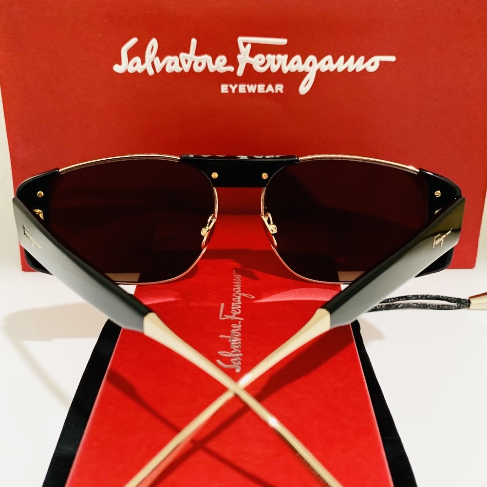 FERRAGAMO Sunglasses Style SF267S in Black & Gold - Picture 5 of 10